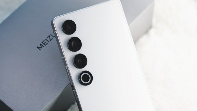 Hệ thống camera trên Meizu 21 Pro