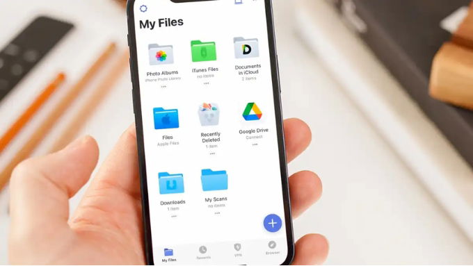 Cách tải phim trên Web về điện thoại iOS