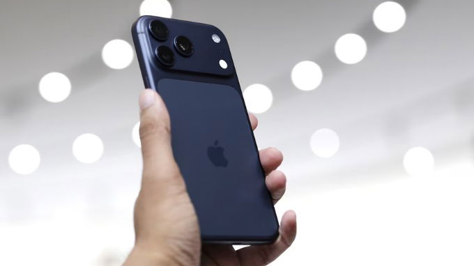 iPhone 17 Pro Max màu Xanh đậm