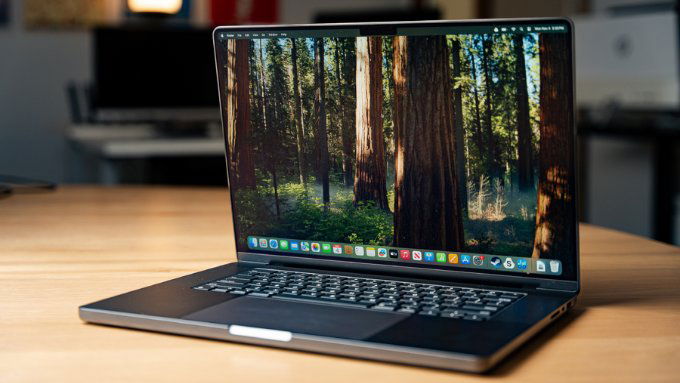 Macbook Pro M4 Pro 16 inch