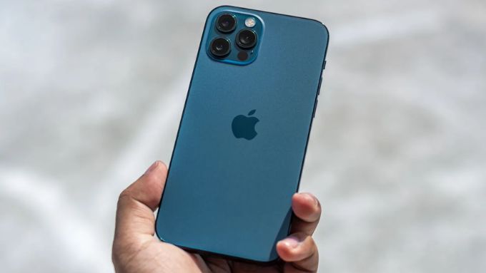 nen-mua-iphone-nao-ben-on-dinh-10-xtmobile