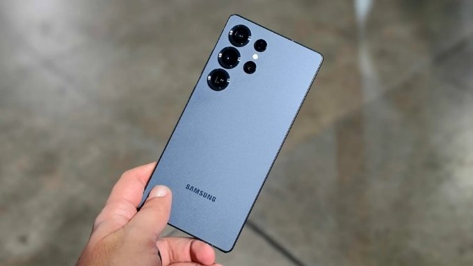 Thiết kế bên ngoài Galaxy S25 Ultra