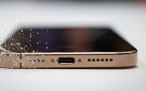 Hướng dẫn cách đẩy nước ra khỏi loa trên iPhone