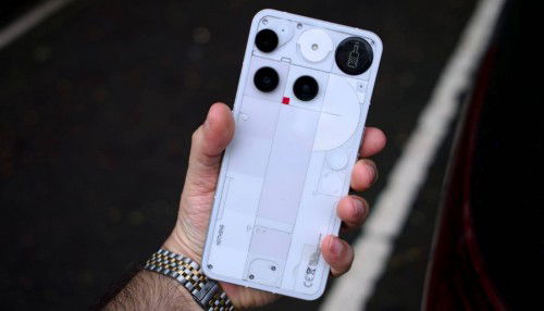 Đánh giá Nothing Phone (3): Bản nâng cấp lớn, nhưng liệu có còn giữ được 'chất'?