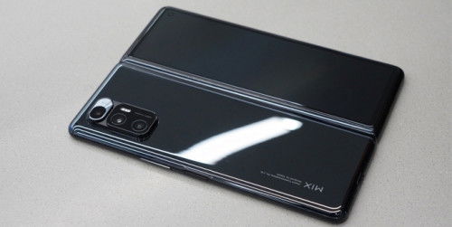 Xiaomi Mi Mix Fold cháy hàng và tạo hiệu ứng cực tốt chỉ sau vài giây mở bán