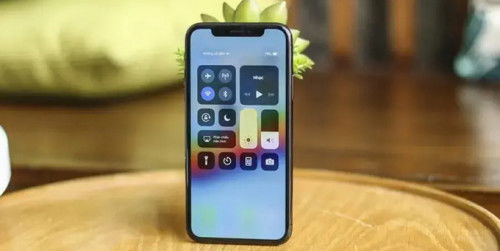 Hiệu chỉnh lại pin iPhone 11 trên iOS 14.5 dễ dàng bằng cách này