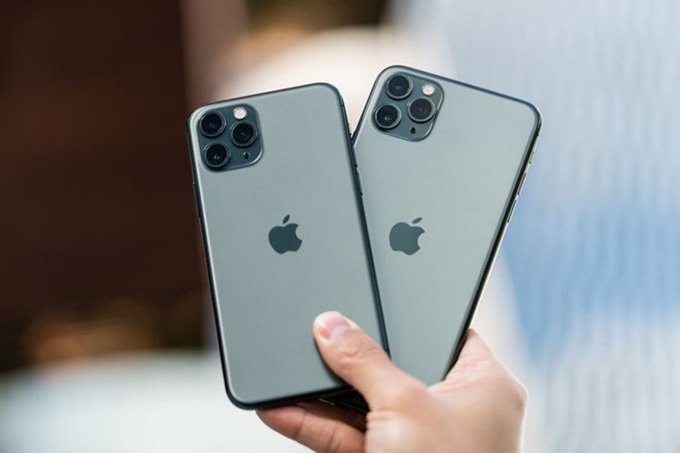 Tổng hợp những lần iPhone và flagship Samsung giống nhau về màu sắc xanh