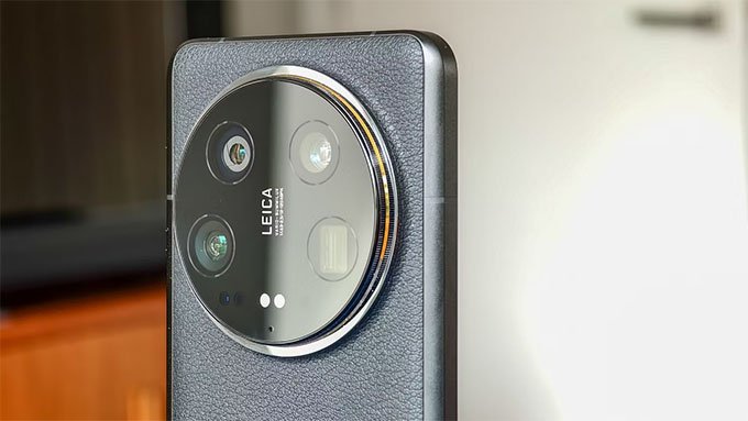 Xiaomi 14 Ultra đi kèm với hệ thống 4 camera sau