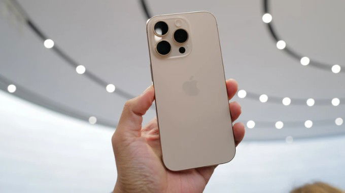 Đánh giá iPhone 16 Pro Max về ngoại hình