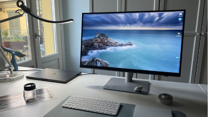BenQ 27″ 5K PD2730S Thunderbolt Monitor