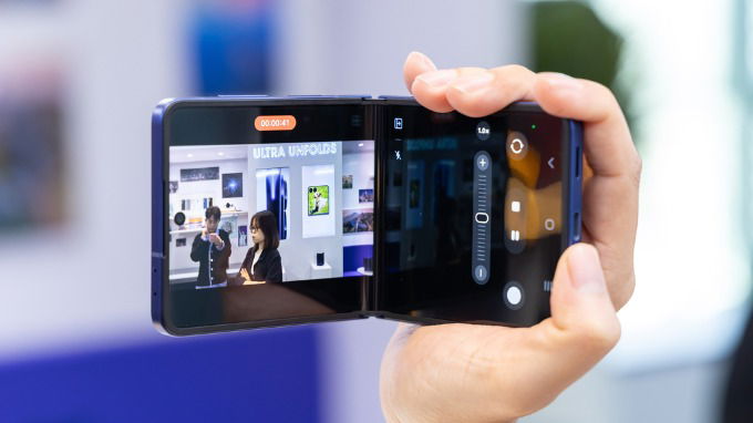 Galaxy Z Flip 7