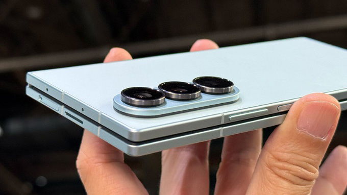 Samsung Galaxy Z Fold 7