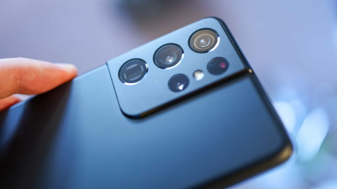 Camera vẫn là điểm sáng, nhưng không còn dẫn đầu