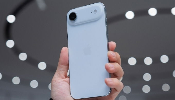 iPhone Air