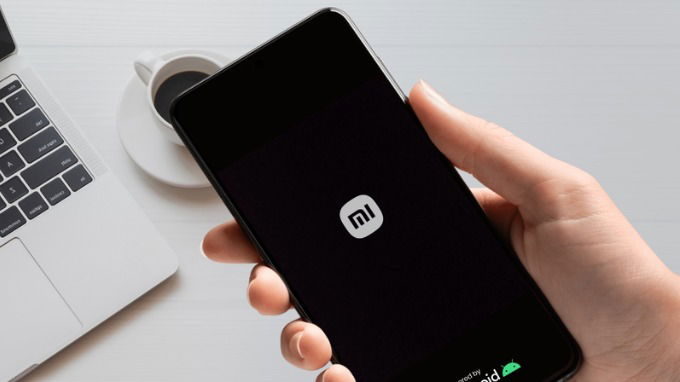 Khởi động lại điện thoại