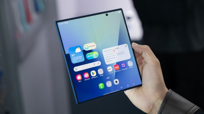 Galaxy Z Fold 7