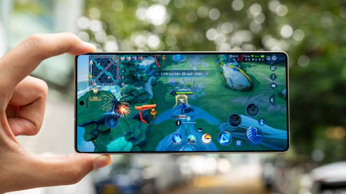 Có nên mua Galaxy S25 Ultra cũ để chơi game?