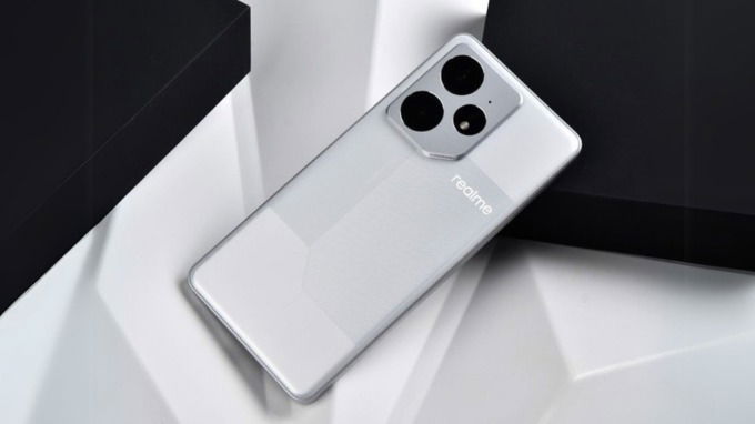 Realme Neo 7