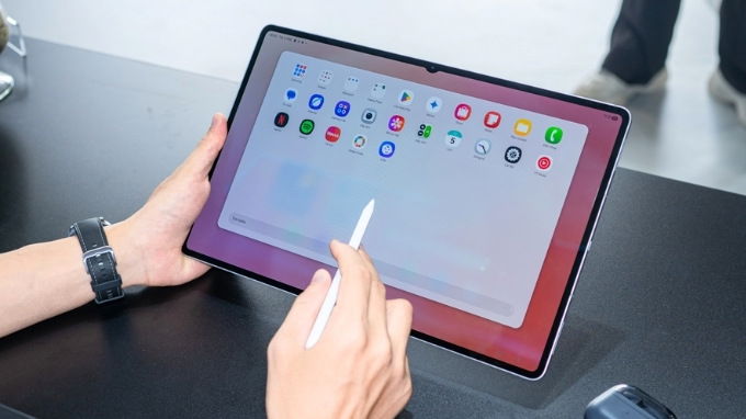 Samsung tiếp tục ghi điểm khi tặng kèm S Pen trong hộp Galaxy Tab S11 Ultra