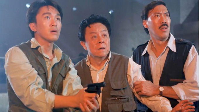 Sư Huynh Trúng Tà - Look Out Officer (1990)