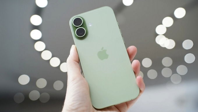 iPhone 17 vẫn duy trì ngôn ngữ thiết kế từ thế hệ trước
