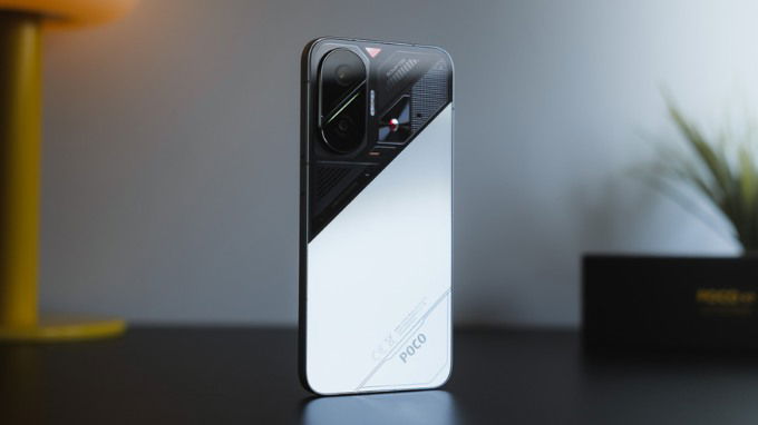 Poco F7