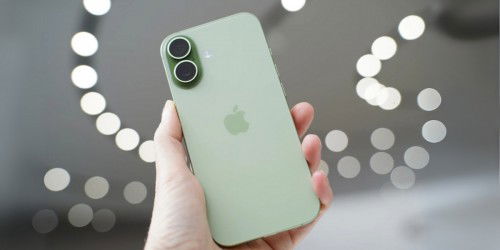 Hình ảnh iPhone 17 thực tế: Vẫn camera dọc nhưng đã có màn hình 120Hz