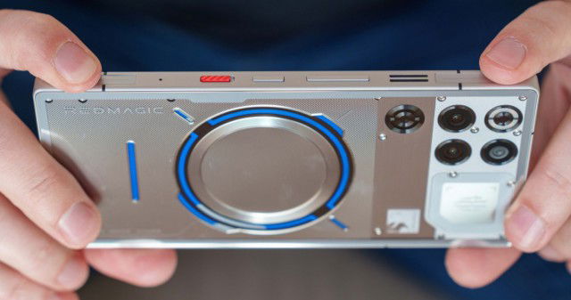 Đánh giá Red Magic 11 Pro: Gaming phone có còn đáng mua?