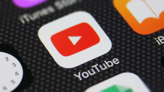 Vì sao iPhone đời cũ không xem được YouTube?