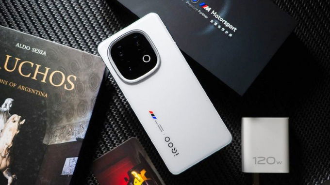Vivo iQOO 13