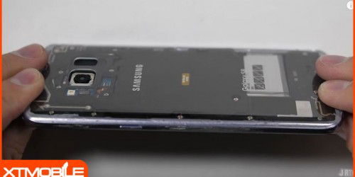 Bất ngờ với phiên bản Galaxy S8 “trong suốt” bị lột “trần trụi”