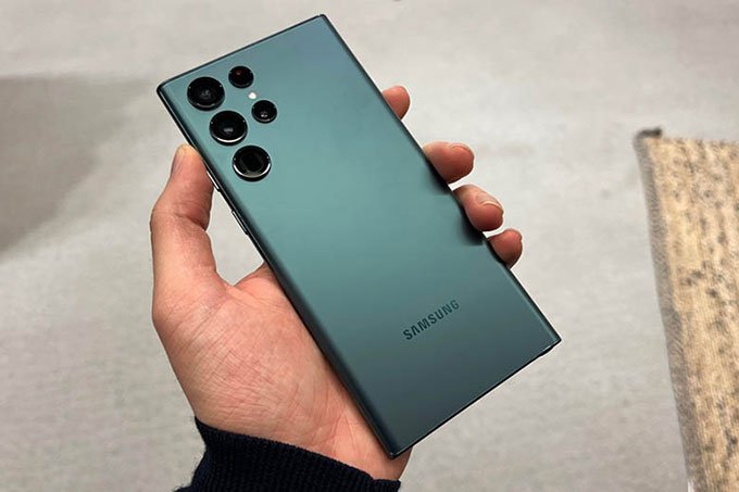 Tổng hợp những phiên bản màu của Samsung Galaxy S22 Ultra xanh