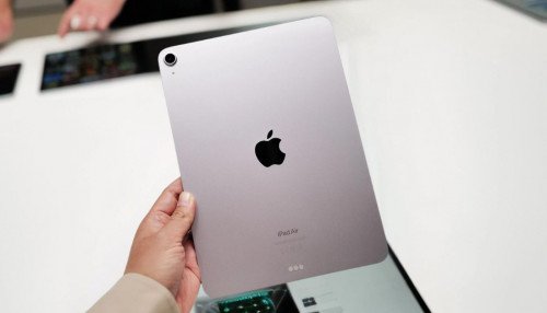 Đây là lý do bạn nên mua iPad Air M2 thay vì iPad Pro M4 OLED!