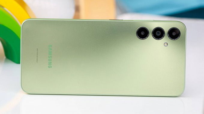 Galaxy A05s 128GB chính hãng vẫn giữ kiểu dáng cũ