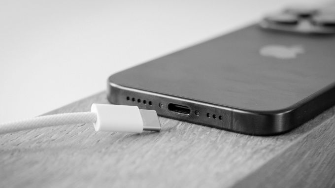 Đối với cổng sạc USB-C