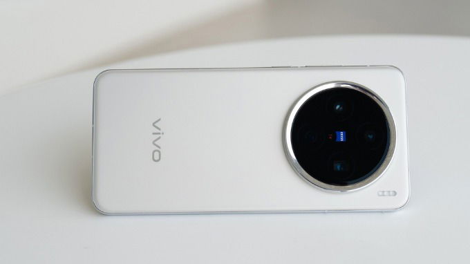 Vivo X200