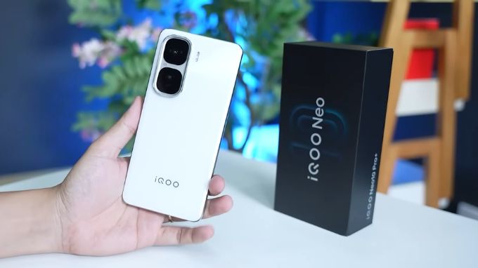 Có nên mua iQOO Neo 10 Pro Plus