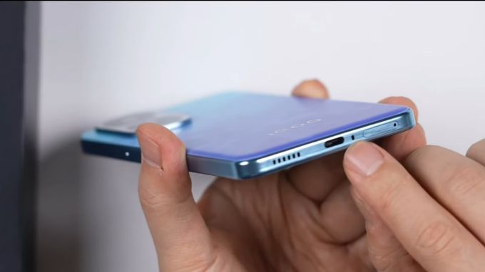 Đánh giá dung lượng pin và tốc độ sạc của iQOO Neo 10 Pro Plus