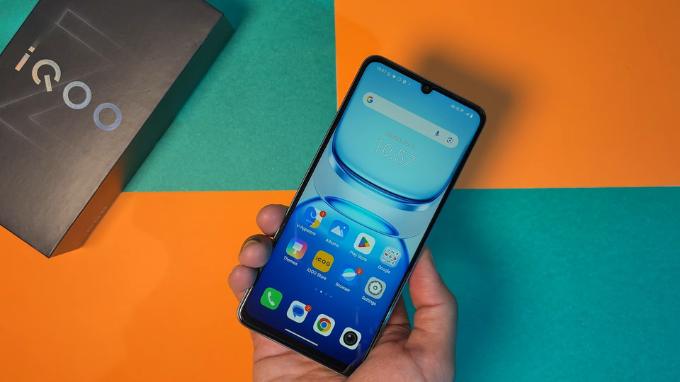 Đánh giá màn hình iQOO Z10 Lite