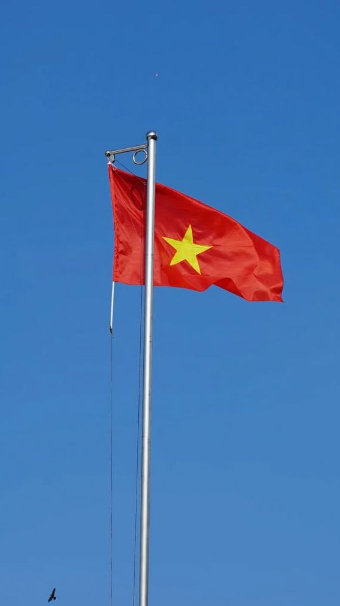 Hình nền là cờ Việt Nam chất lượng cao