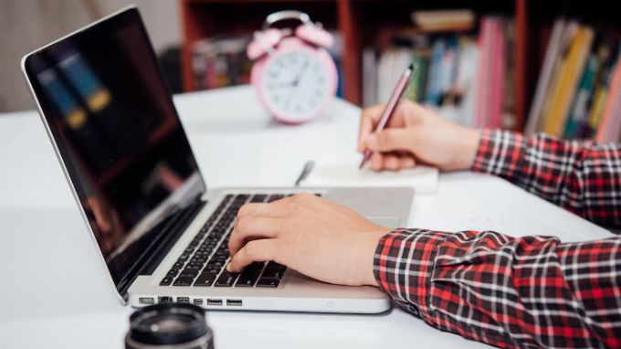 Chọn laptop dựa trên ngân sách