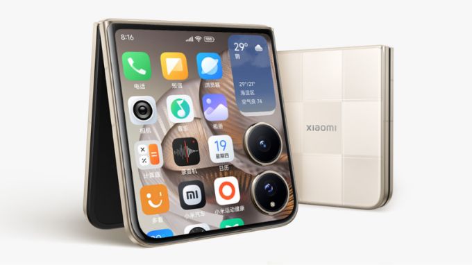 Màn hình Xiaomi mix Flip 2 mới, sáng hơn
