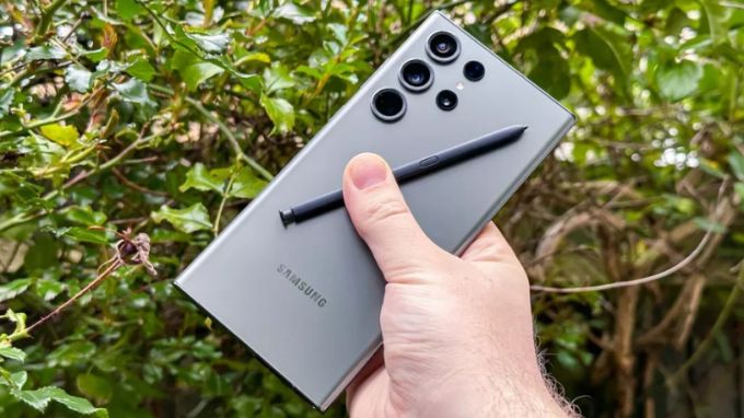 Điện thoại Samsung có bút cảm ứng Samsung S23 Utra