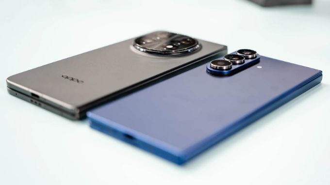 Giá bán Galaxy Z Fold 7 và Oppo Find N5