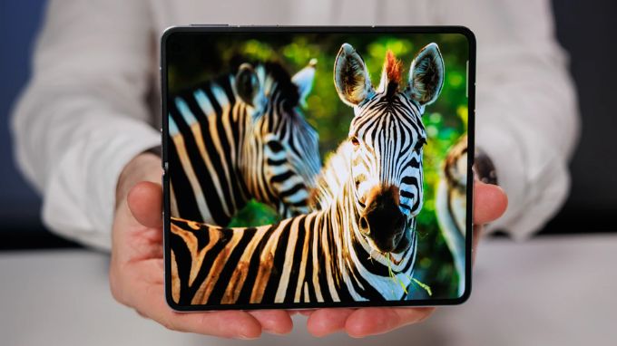 Màn hình hiển thị Oppo Find N5
