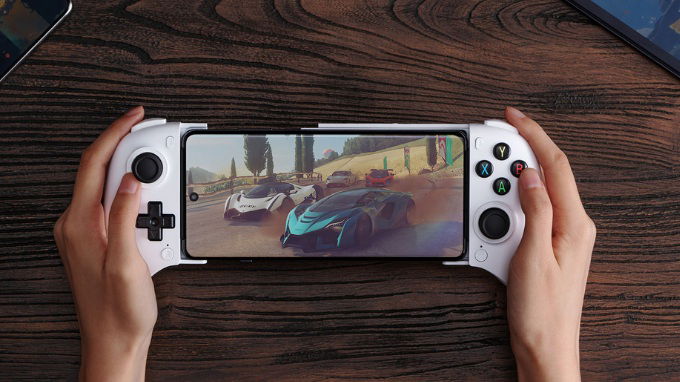 Tại sao nên sử dụng tay cầm chơi game cho điện thoại?