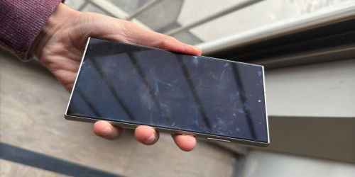 Màn hình chống chói của Galaxy S24 Ultra bị lỗi khiến nhiều người dùng khó chịu