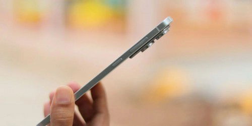 Galaxy S25 Edge gây bất ngờ khi vượt qua bài test uốn cong: Mỏng nhưng không yếu