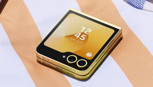 Galaxy Z Flip 7 sẽ có cơ chế bản lề mới, giúp giảm nếp gấp màn hình