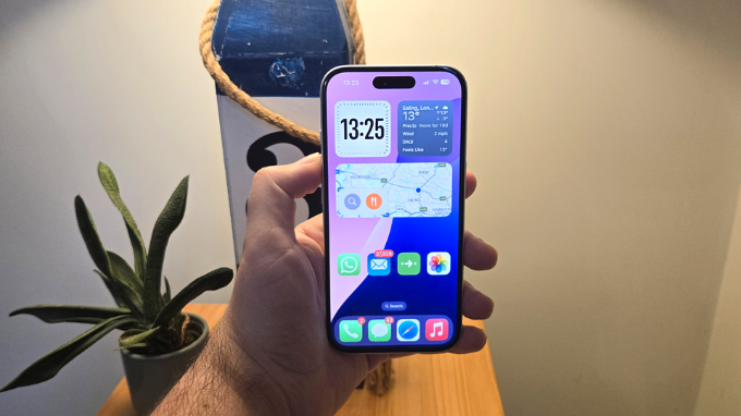 Trải nghiệm trên iPhone 16 ổn định